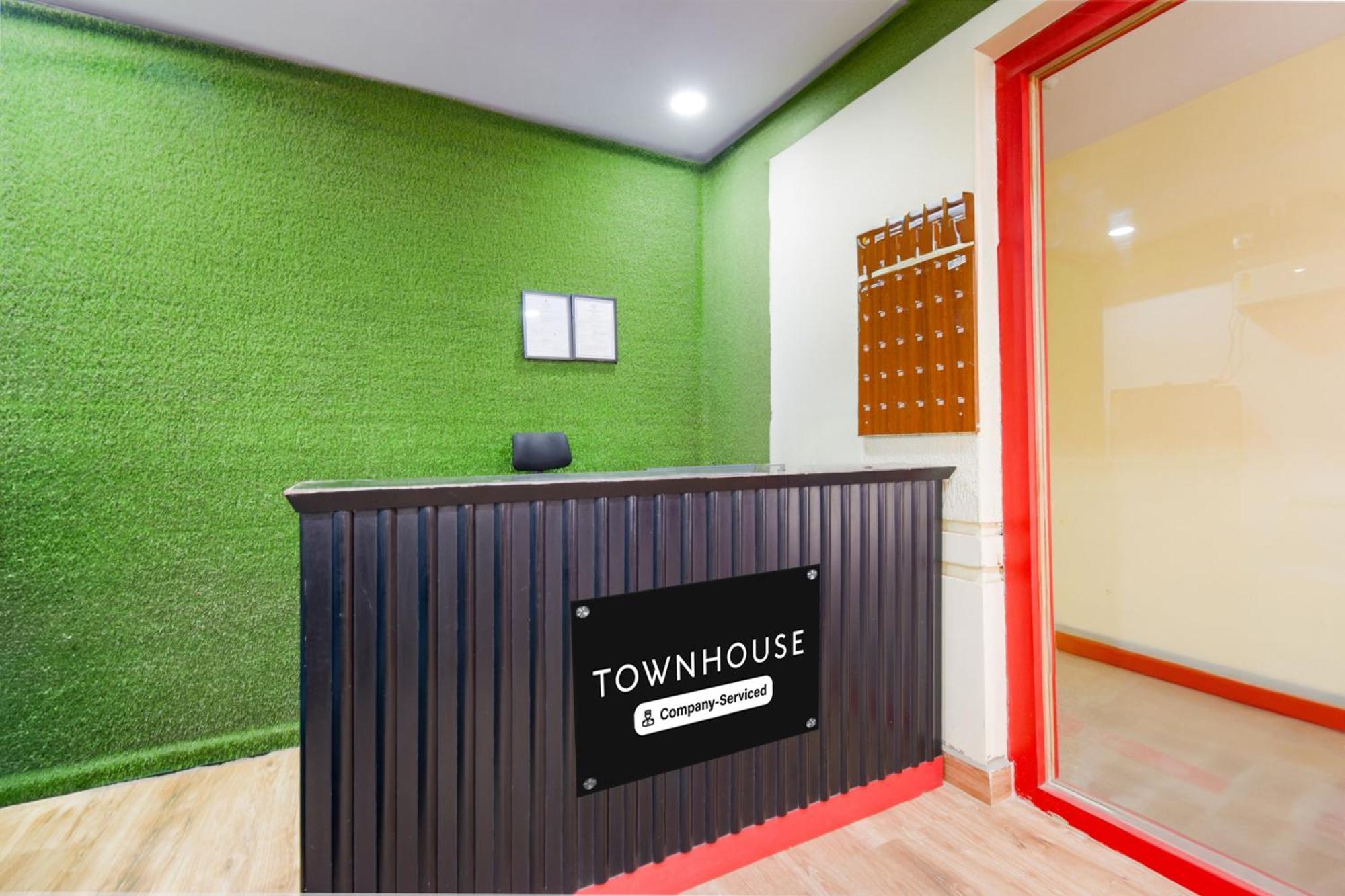 Super Townhouse Hitech City Madhapur Eksteriør bilde
